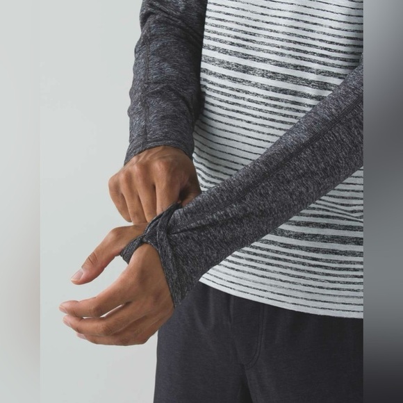 Men’s Lululemon Surge Warm 1/2 Zip Size Large Heathered Grey Stripe - Picture 3 of 10